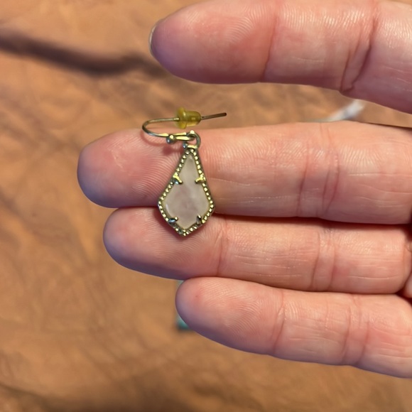 Kendra Scott small drop earrings - Picture 2 of 2